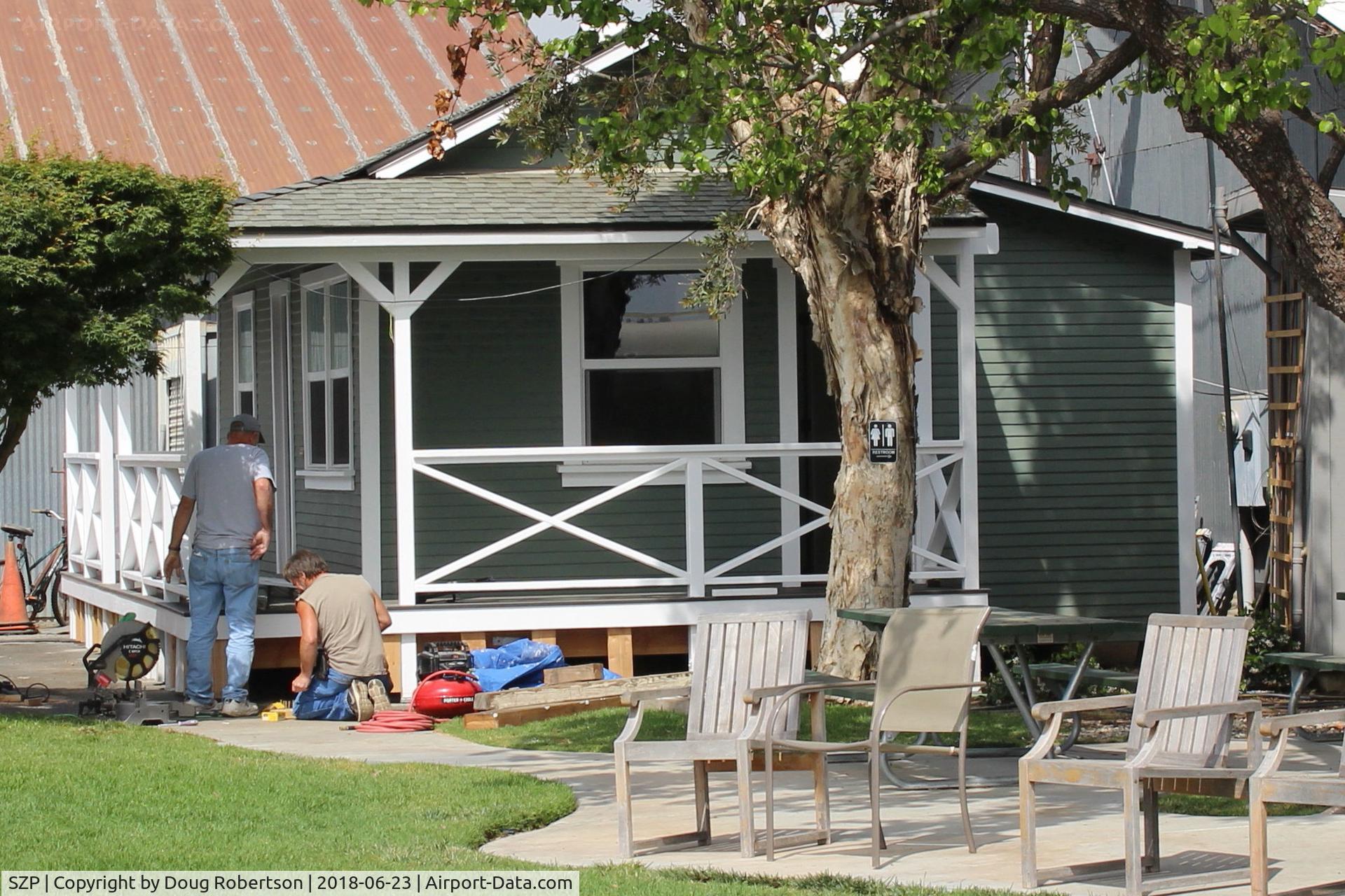 Santa Paula Airport (SZP) - Continued rebuild of SZP's Airport Office, now with walkaround decks