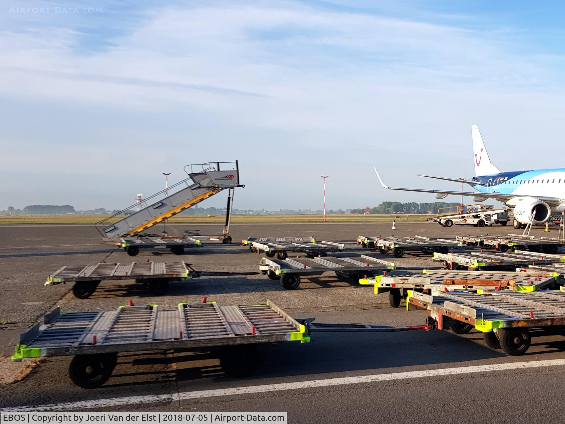 Ostend-Bruges International Airport, Ostend Belgium (EBOS) - Stairway to Heaven,loading equipment, OO-JVA, picture taken by An Van der Elst with permission