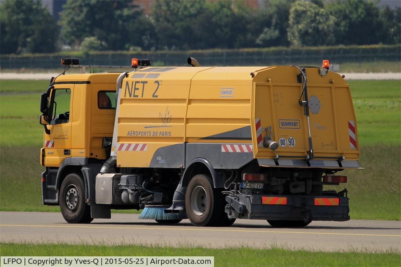 Paris Orly Airport, Orly (near Paris) France (LFPO) - Runway cleaning truck, Paris-Orly airport (LFPO-ORY)