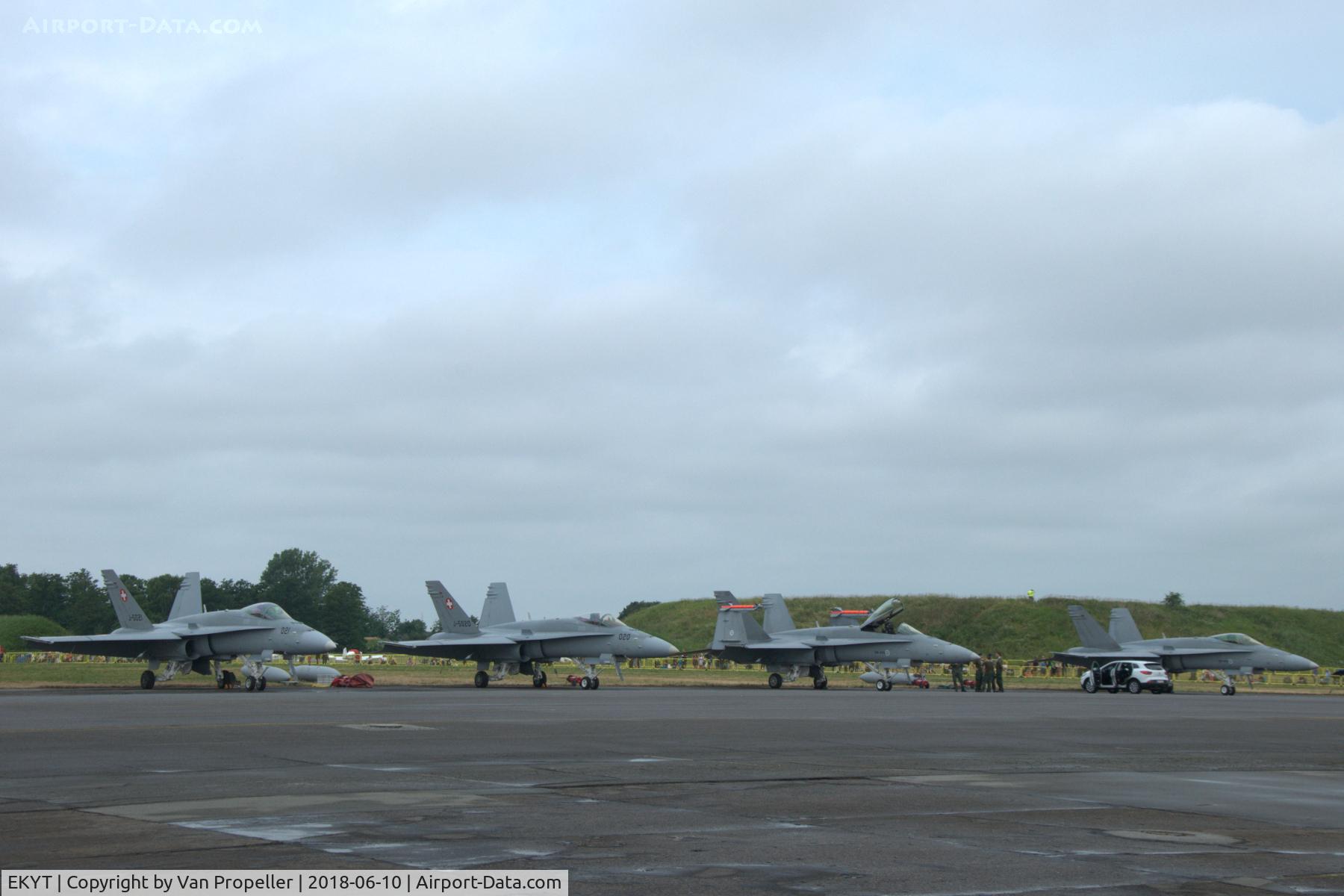 Aalborg Airport, Aalborg Denmark (EKYT) - Platform overview during Aalborg air show 2018 showing 4 McDonnell Douglas F-18C: Swiss Air Force J-5021 and J-5020 and Finnish Air Force HN-435 and HN-428