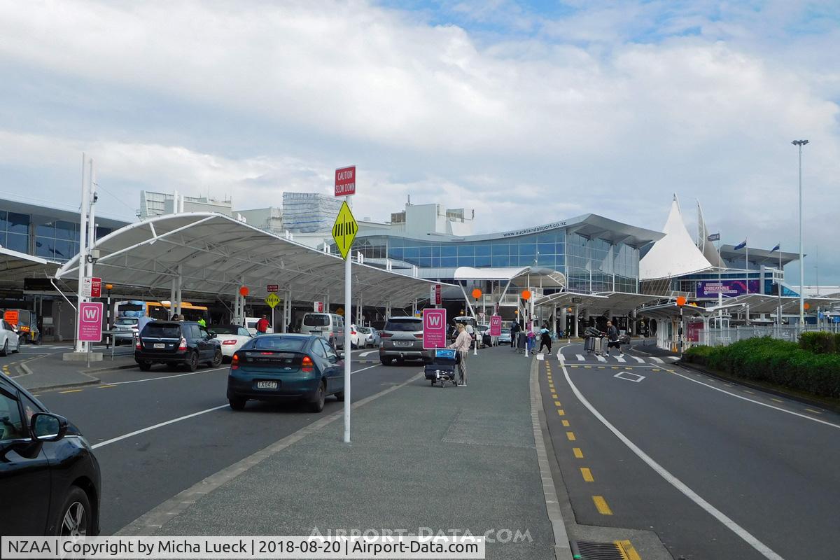 Auckland International Airport, Auckland New Zealand (NZAA) - Auckland International