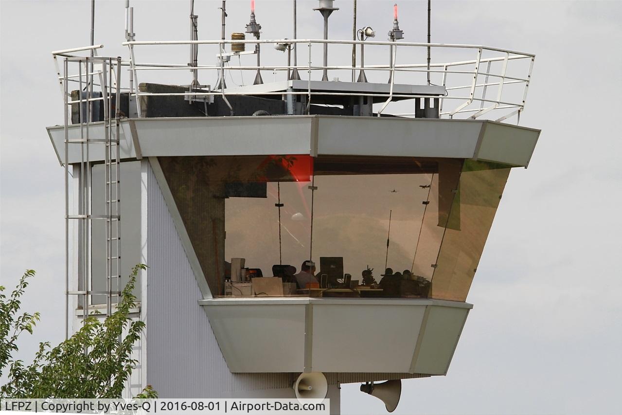 Saint-Cyr-l'École Airport, Saint-Cyr-l'École France (LFPZ) - Control tower, St Cyr l'Ecole airfield (LFPZ-XZB)