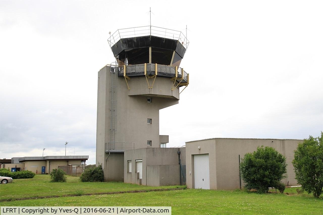 Saint-Brieuc Armor Airport, Saint-Brieuc France (LFRT) - Control tower, St-Brieux-Armor airport (LFRT-SBK)