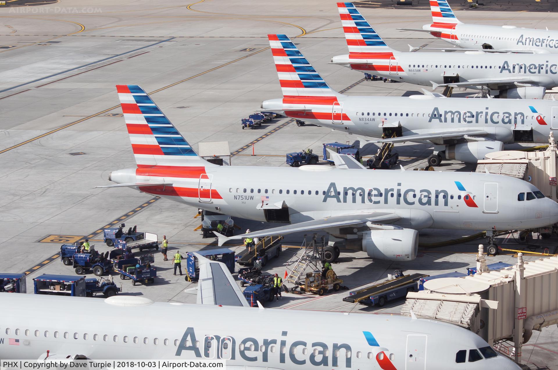 Phoenix Sky Harbor International Airport (PHX) - Not much variety here today.