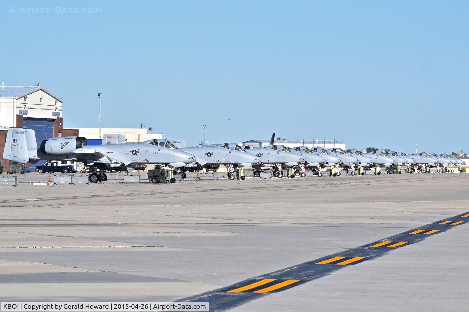 Boise Air Terminal/gowen Fld Airport (BOI) - A-10C of the 190th Fighter Sq., Idaho ANG.