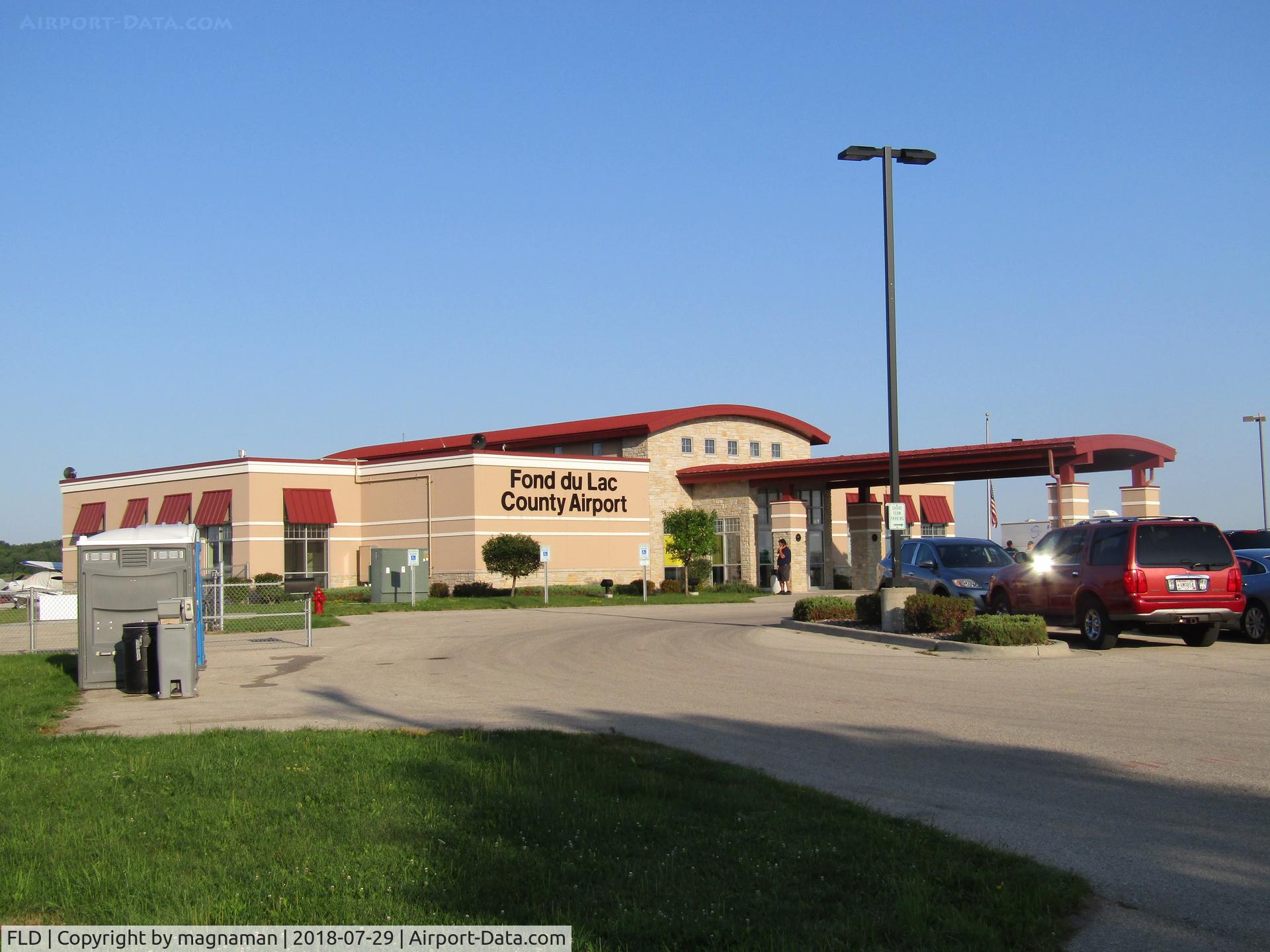 Fond Du Lac County Airport (FLD) - smart 