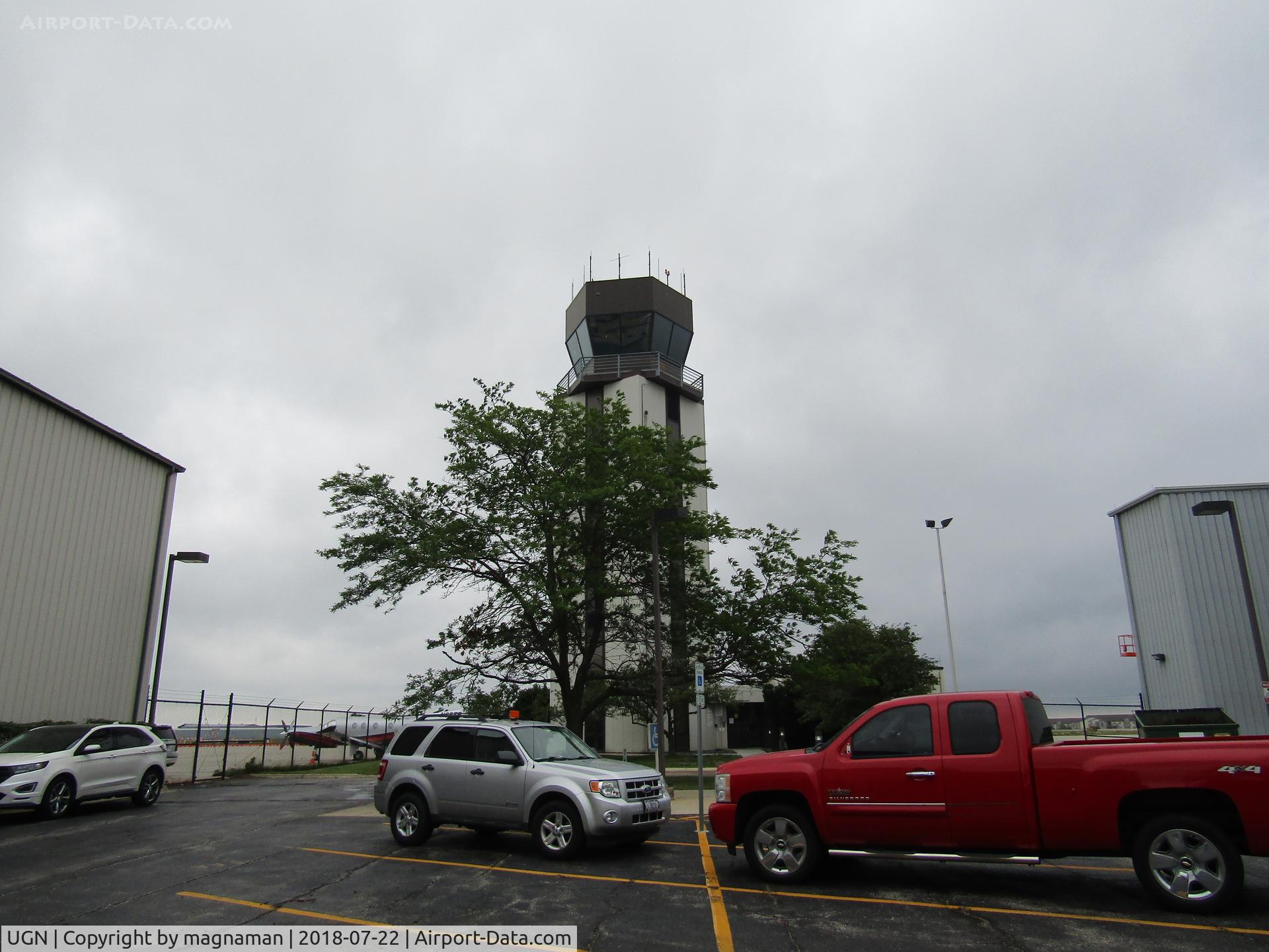 Waukegan Regional Airport (UGN) - tower