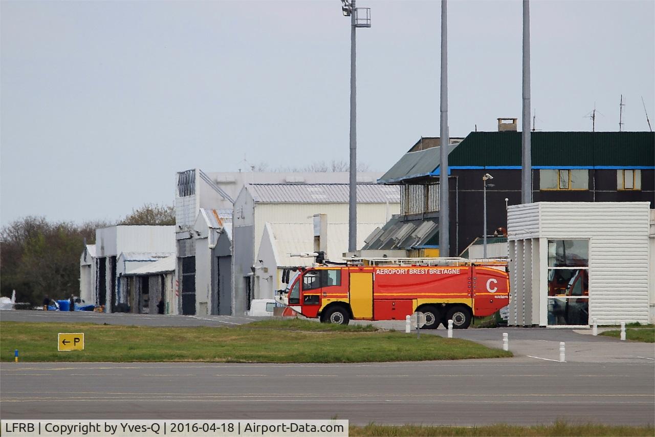Brest Bretagne Airport, Brest France (LFRB) - Brest-Bretagne airport (LFRB-BES)