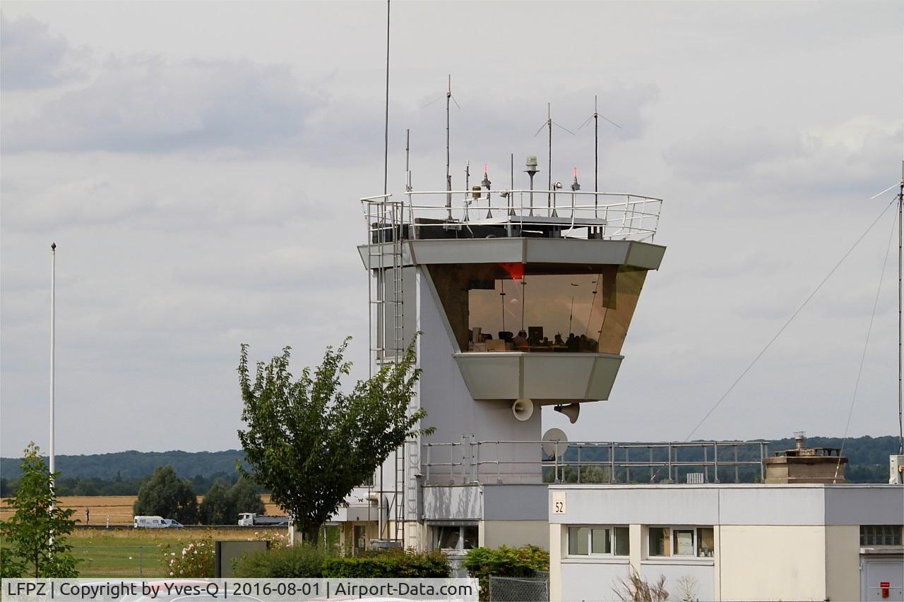 Saint-Cyr-l'École Airport, Saint-Cyr-l'École France (LFPZ) - Control tower, St Cyr l'Ecole airfield (LFPZ-XZB)