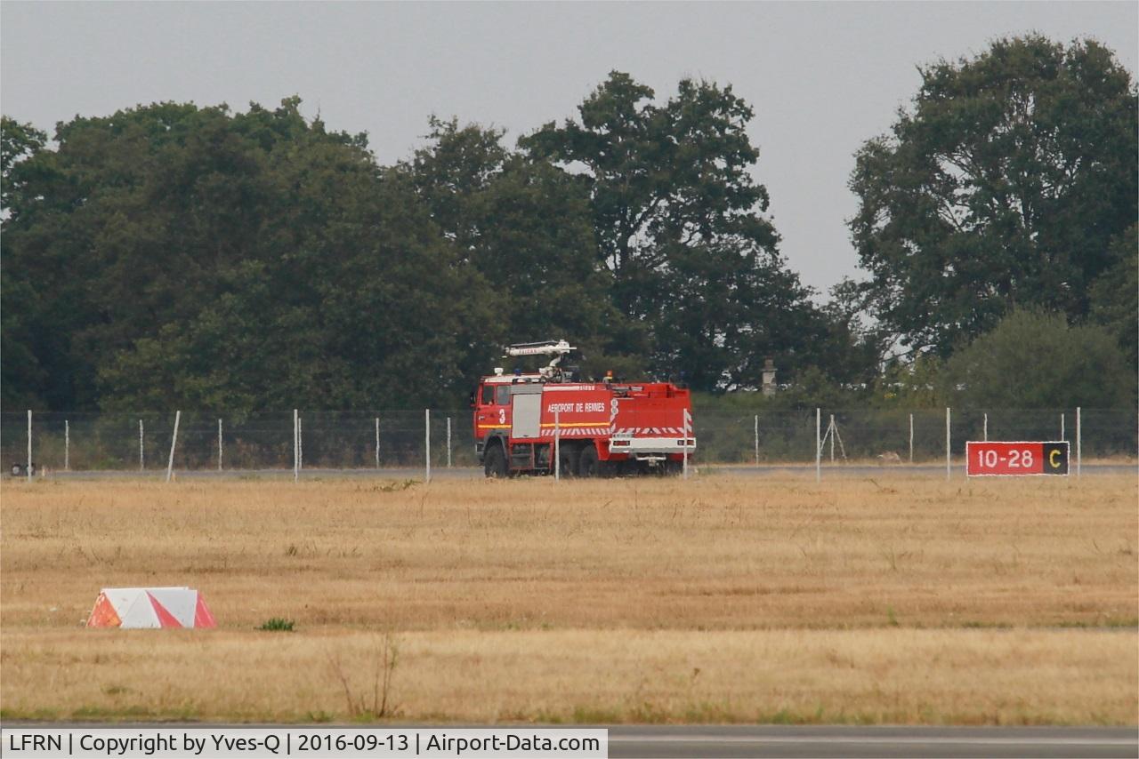 Rennes Airport, Saint-Jacques Airport France (LFRN) - Rennes-St Jacques airport (LFRN-RNS)