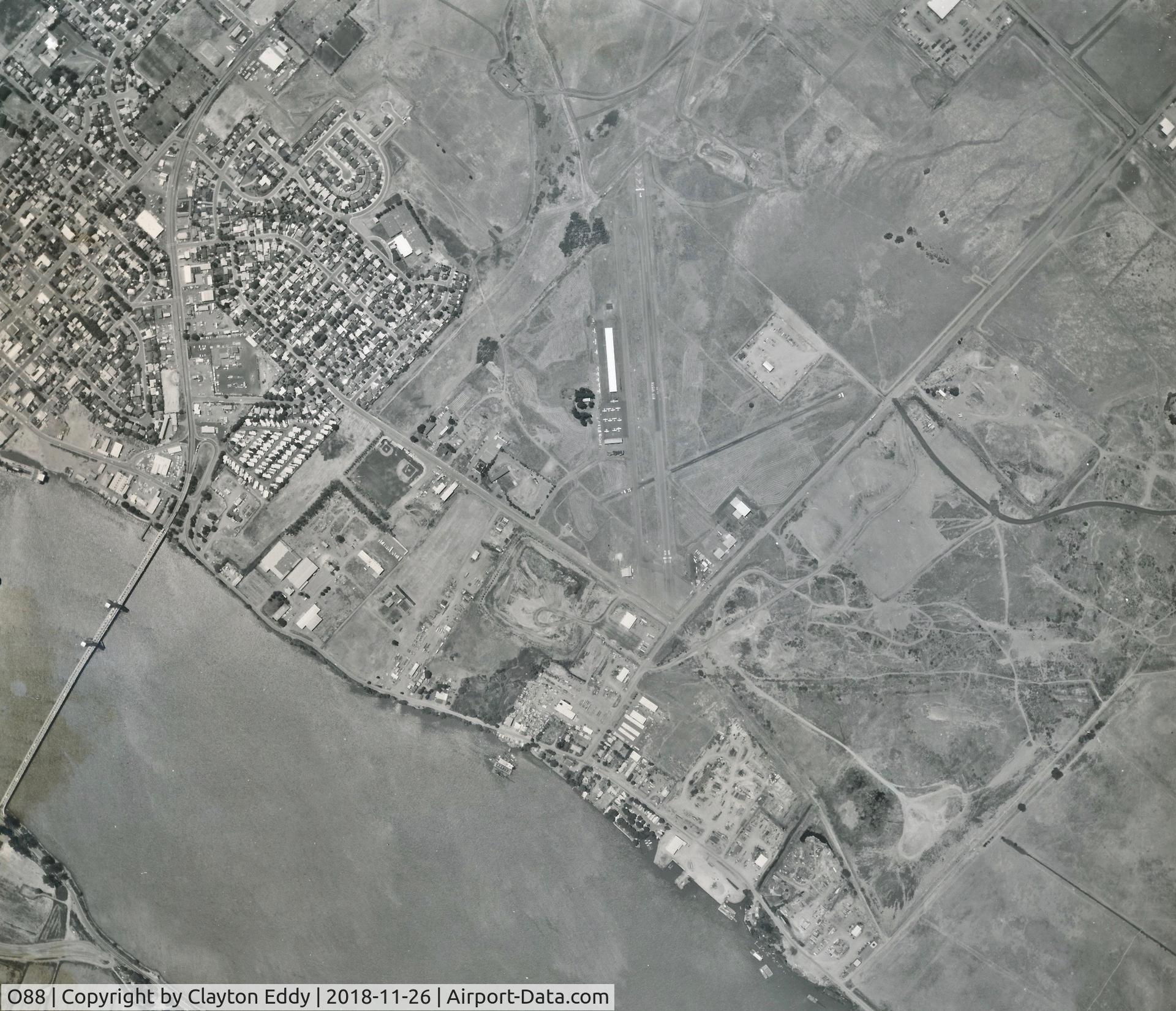 Rio Vista Municipal Airport (O88) - Old Rio Vista Airport