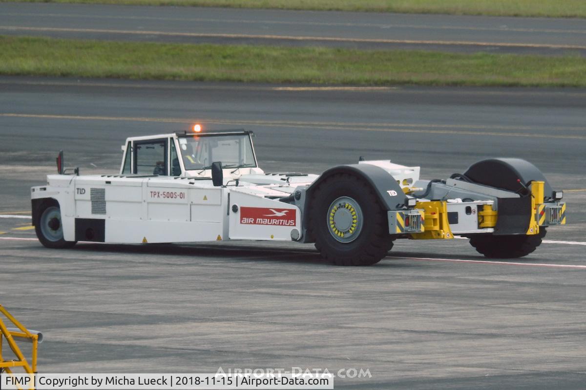 Sir Seewoosagur Ramgoolam International Airport, Plaine Magnien (near Port Louis) Mauritius (FIMP) - At Mauritius