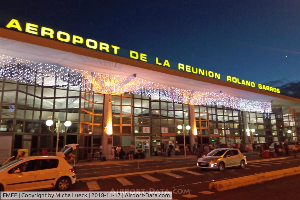Roland Garros Airport, Saint-Denis, Réunion France (FMEE) - 5am, seconds before the airport opens for the day