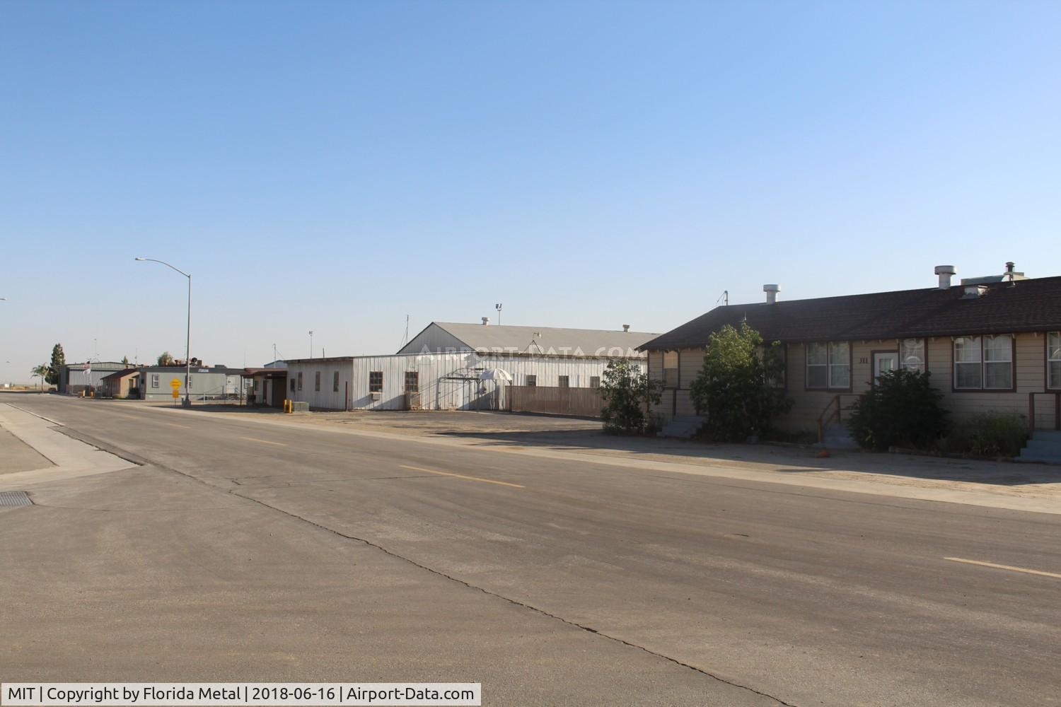Shafter-minter Field Airport (MIT) - Minter Field