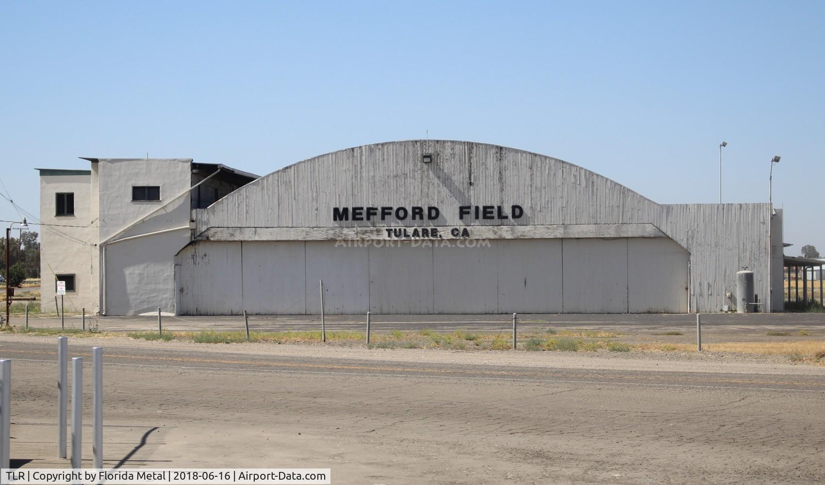Mefford Field Airport (TLR) - Mefford Field