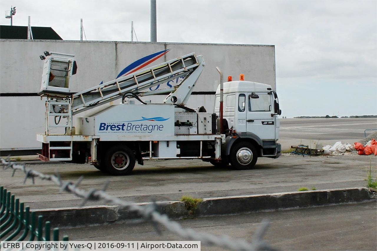 Brest Bretagne Airport, Brest France (LFRB) - Brest-Bretagne airport (LFRB-BES)