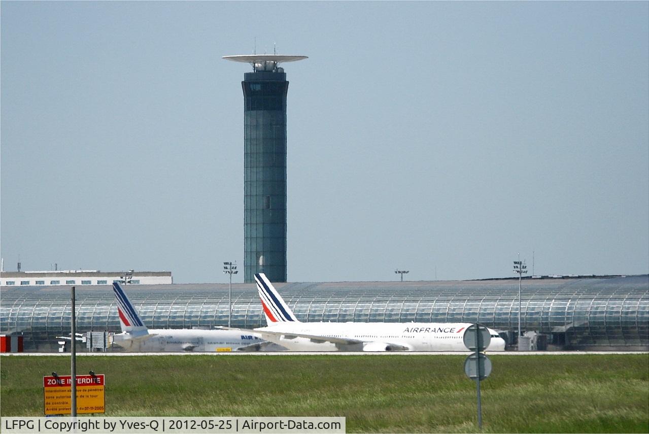 Paris Charles de Gaulle Airport (Roissy Airport), Paris France (LFPG) - Roissy Charles De Gaulle airport (LFPG-CDG)