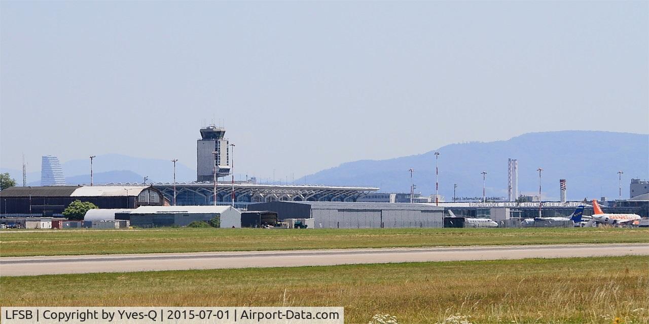 EuroAirport Basel-Mulhouse-Freiburg, Basel (Switzerland), Mulhouse (France) and Freiburg (Germany) France (LFSB) - Bâle-Mulhouse-Fribourg airport (LFSB-BSL)
