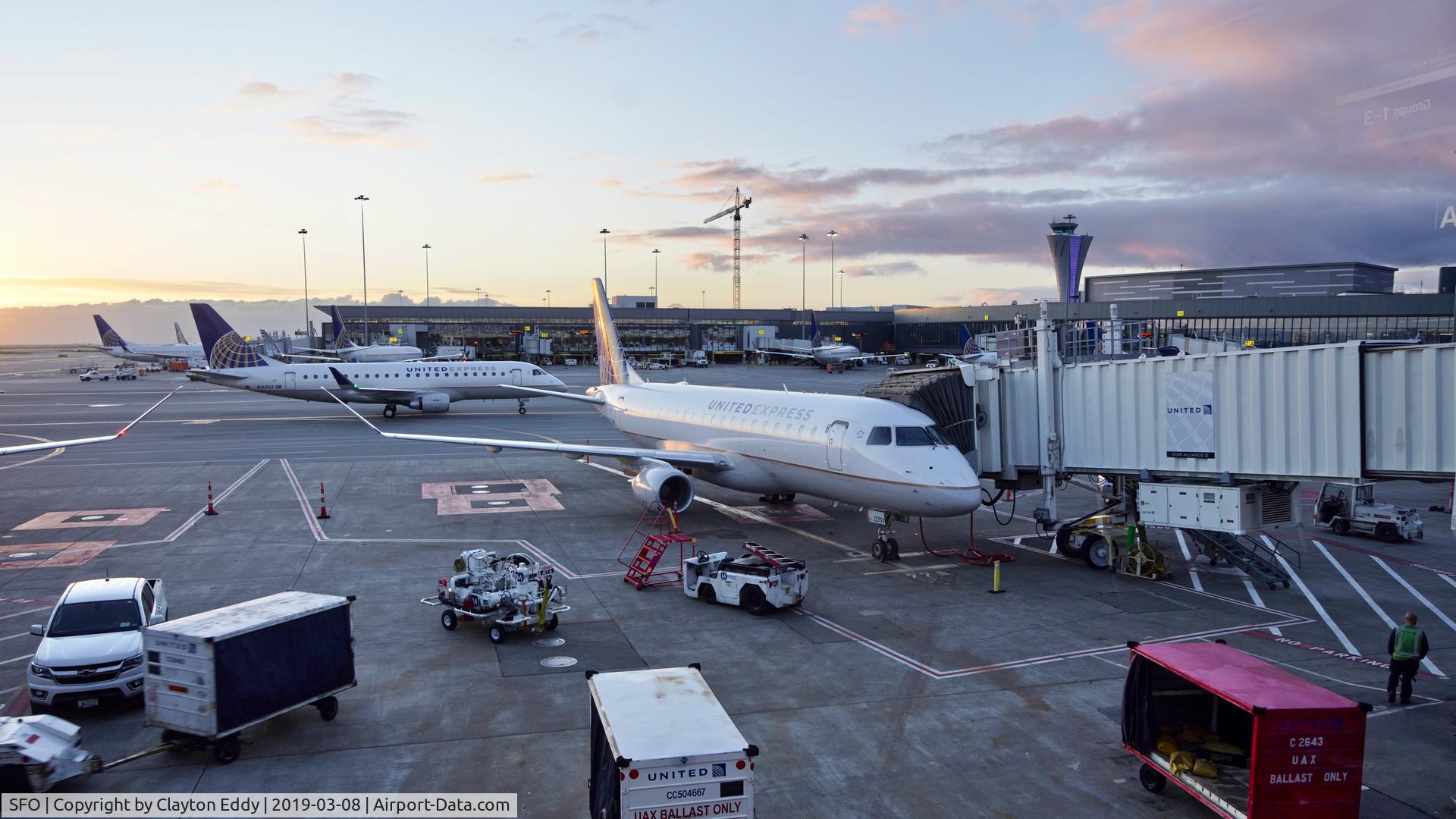 San Francisco International Airport (SFO) - Morning at SFO 2019