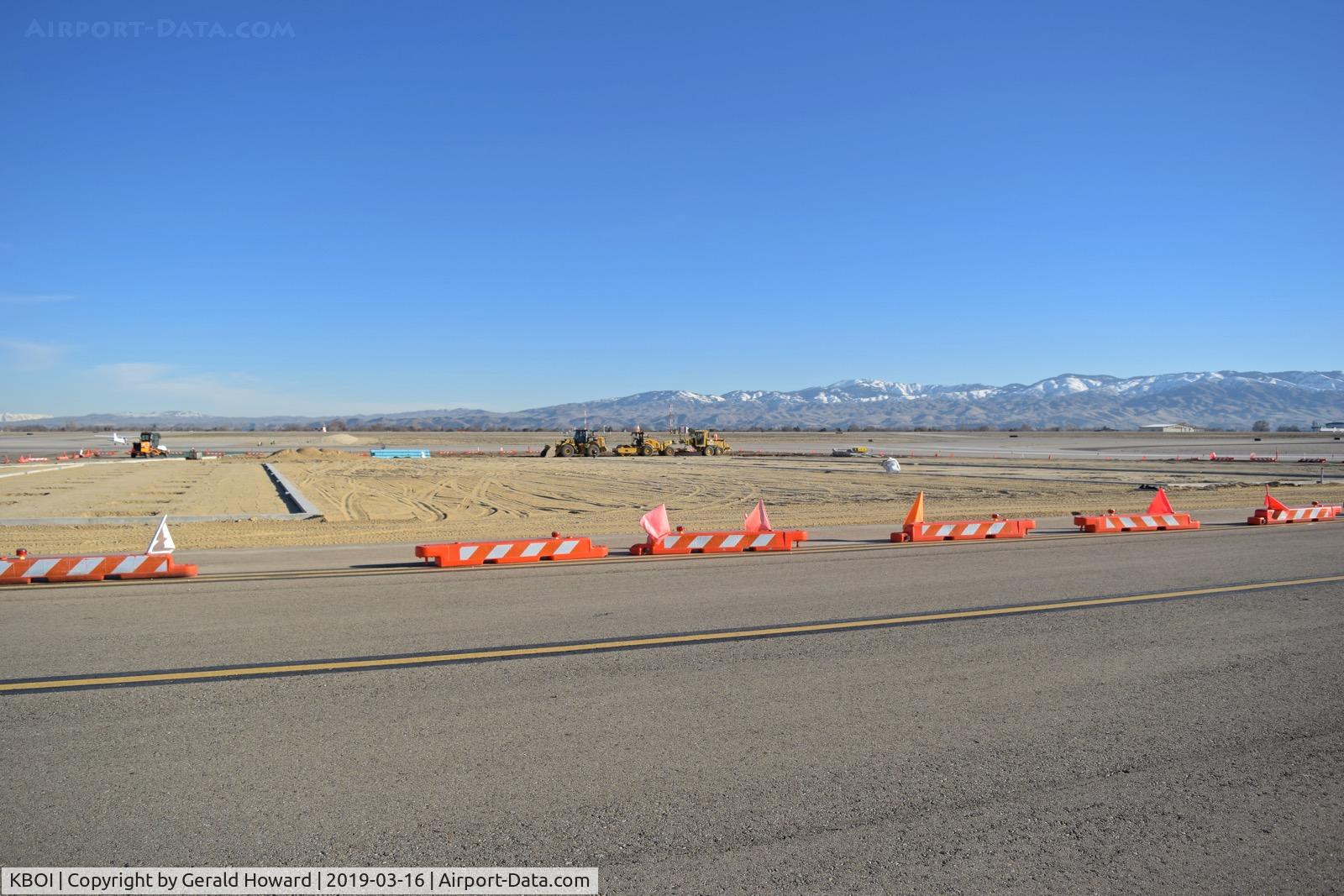 Boise Air Terminal/gowen Fld Airport (BOI) - Construction for moving two GA hangars.