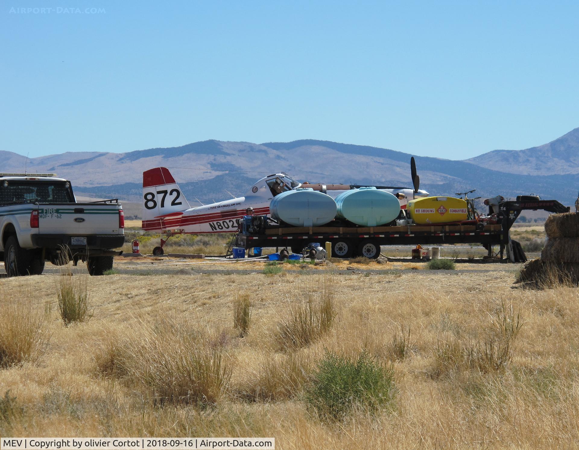Minden-tahoe Airport (MEV) - Air tractor refuelling