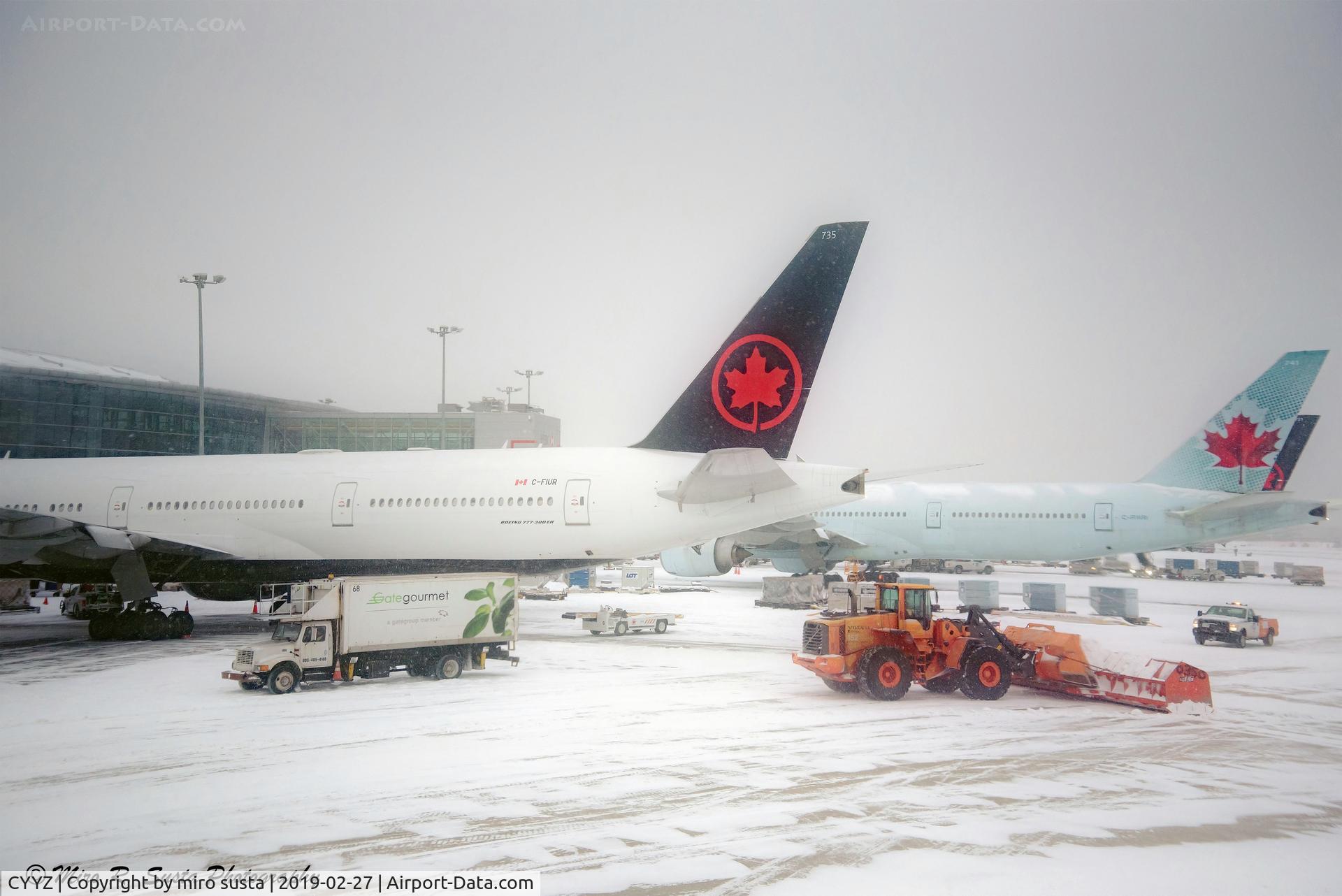 Toronto Pearson International Airport (Toronto/Lester B. Pearson International Airport, Pearson Airport), Toronto, Ontario Canada (CYYZ) - Toronto Pearson International Airport, winter activities.