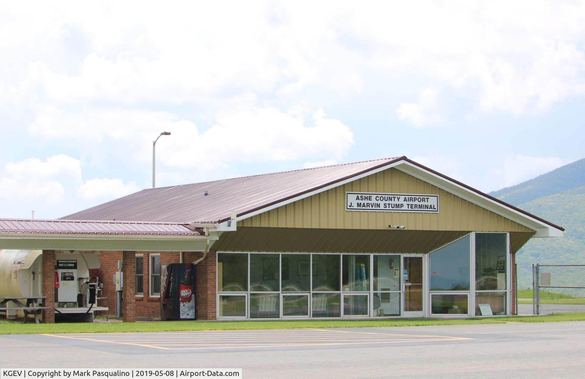Ashe County Airport (GEV) - Executive Terminal