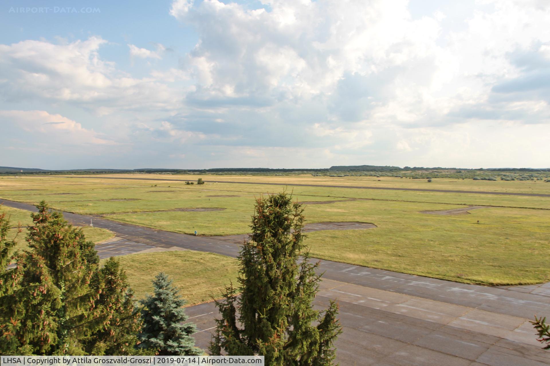 Szentkirályszabadja Airport, Szentkirályszabadja Hungary (LHSA) - LHSA - Szentkirályszabadja Airport, Hungary