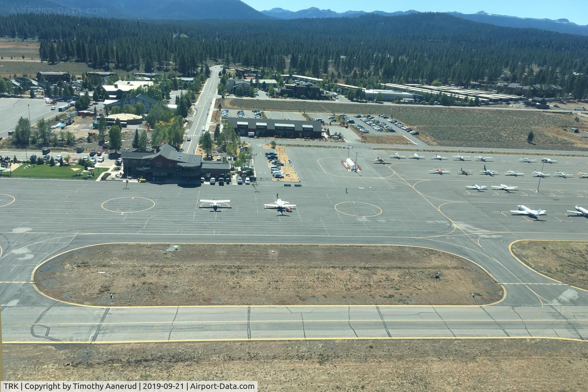 Truckee-tahoe Airport (TRK) - Departing KTRK for KLVK
