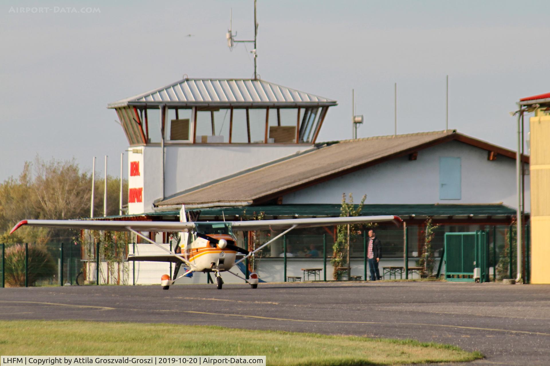 Fert?szentmiklós Airport, Fert?szentmiklós Hungary (LHFM) - LHFM - Fertöszentmiklós, Meidl Airport, Hungary