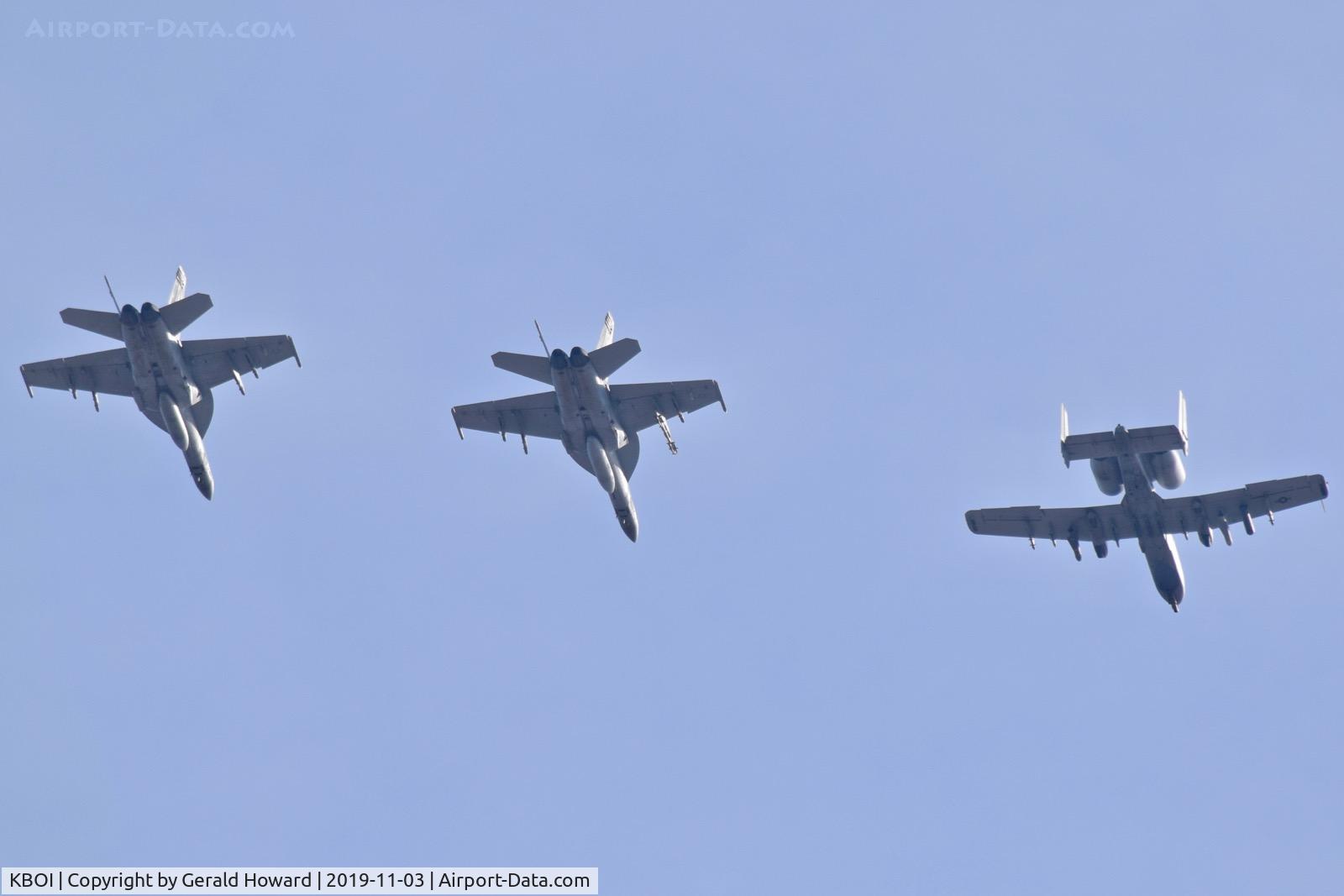 Boise Air Terminal/gowen Fld Airport (BOI) - Flight of A-10Cs from 190th Fighter Sq., Idaho ANG & FA-18F from VFA-2, NAS Lemoore, CA.