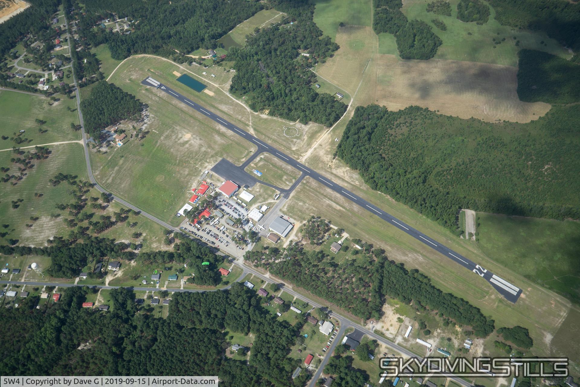 P K Airpark Airport (5W4) - Skydive Paraclete XP