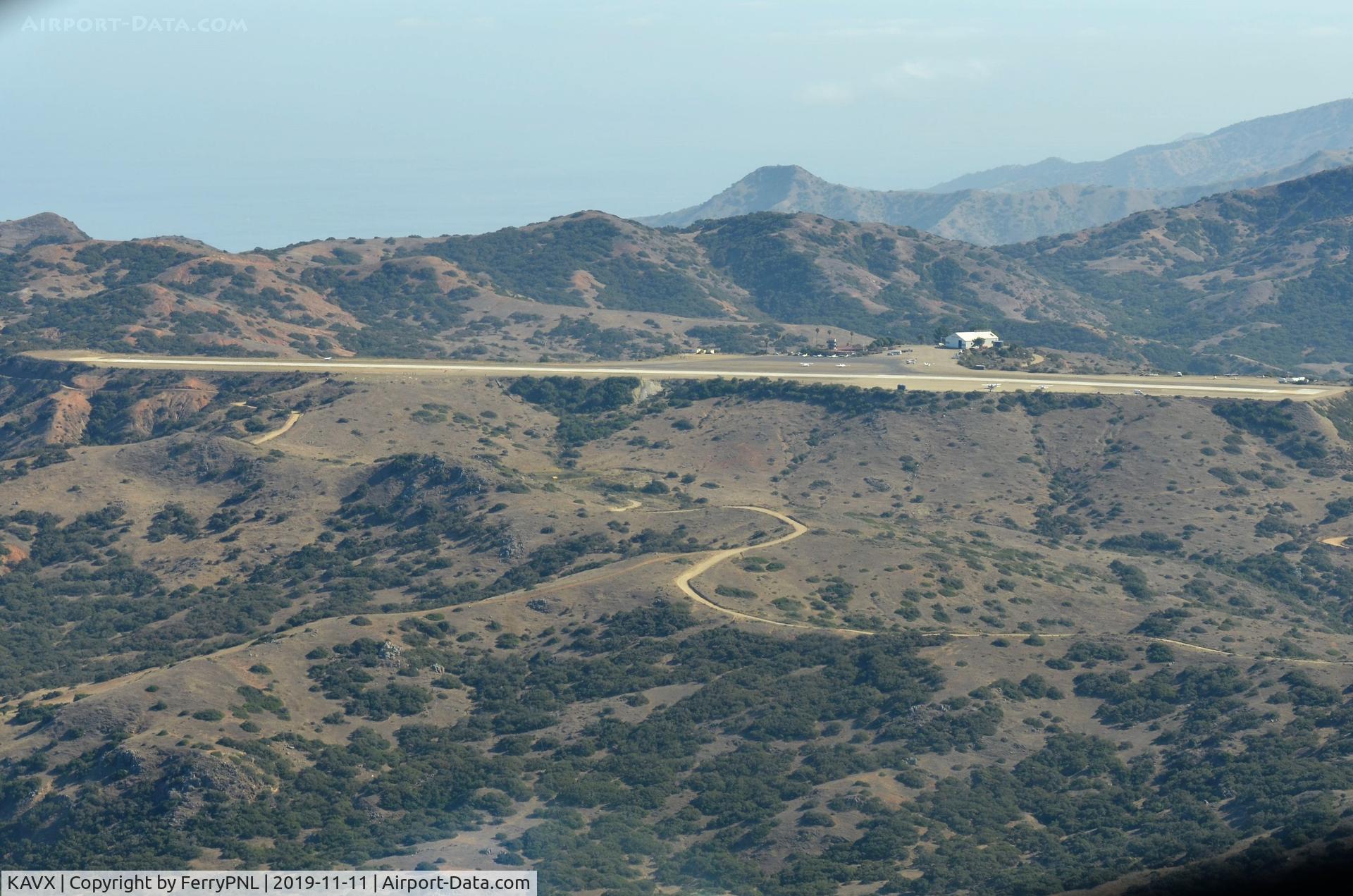 Catalina Airport (AVX) - Catalina Airport, view on downwind