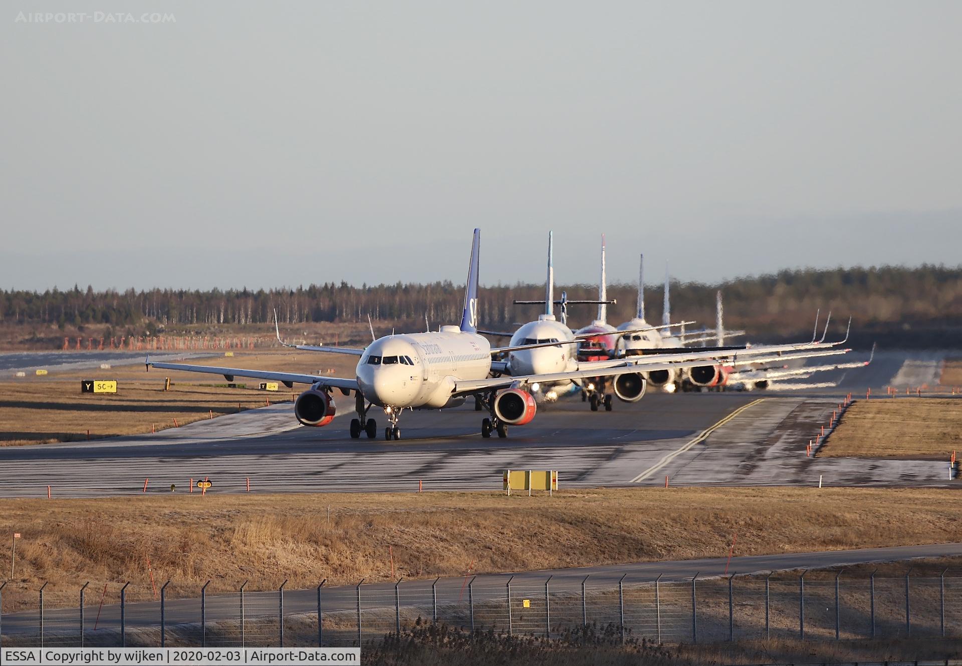 Stockholm-Arlanda Airport, Stockholm Sweden (ESSA) - Morning departures RWY 01L