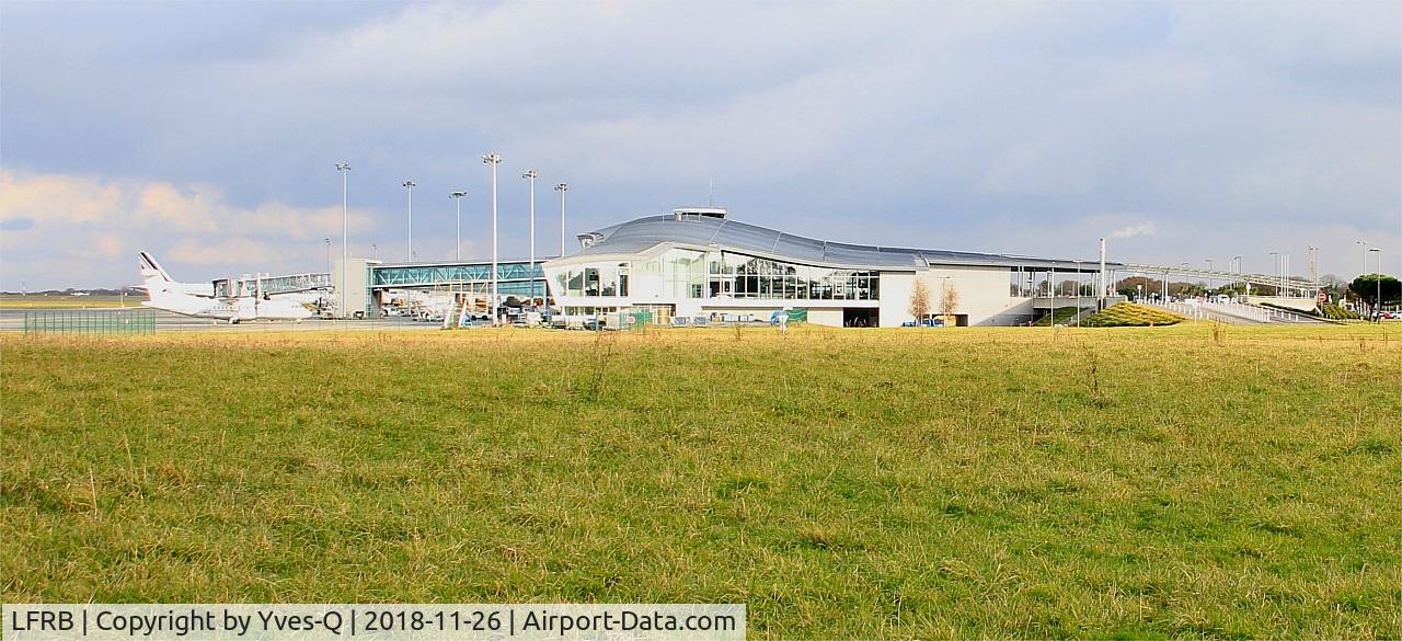 Brest Bretagne Airport, Brest France (LFRB) - Brest-Bretagne airport (LFRB-BES)