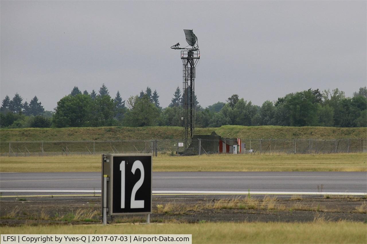 LFSI Airport - St-Dizier air base 113 (LFSI)