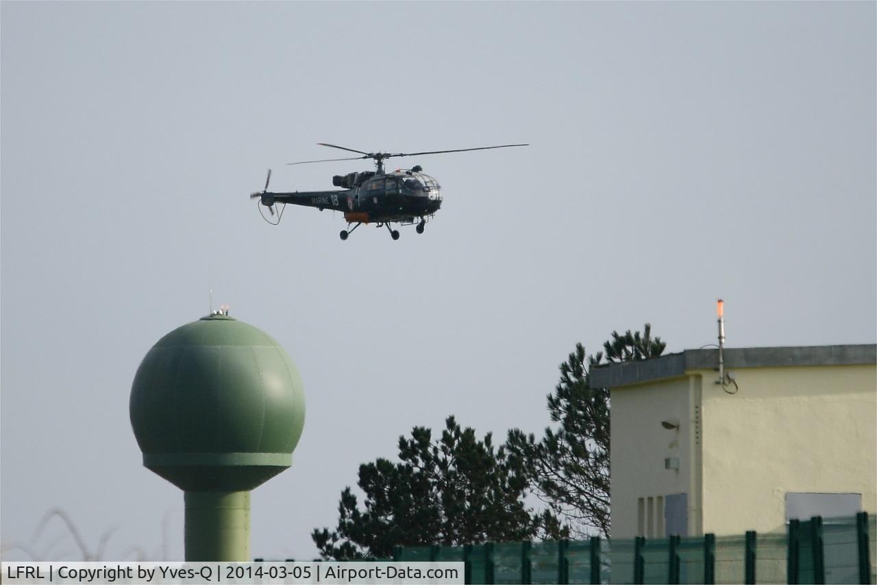LFRL Airport - Lanveoc-Poulmic naval air base (LFRL)