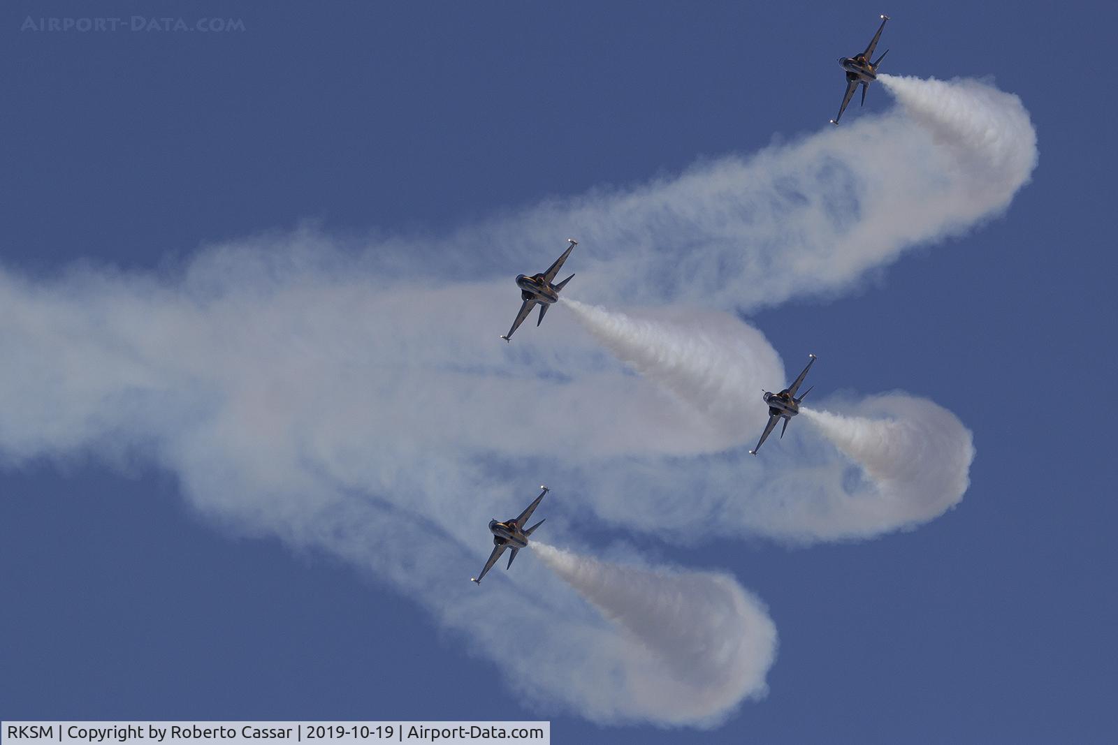 Seoul Airbase Airport, Seoul Korea, Republic of (RKSM) - Republic of Korea , Air Force, Golden Eagles, performing over Seoul Air Base during Seoul ADEX 2019 Edition.