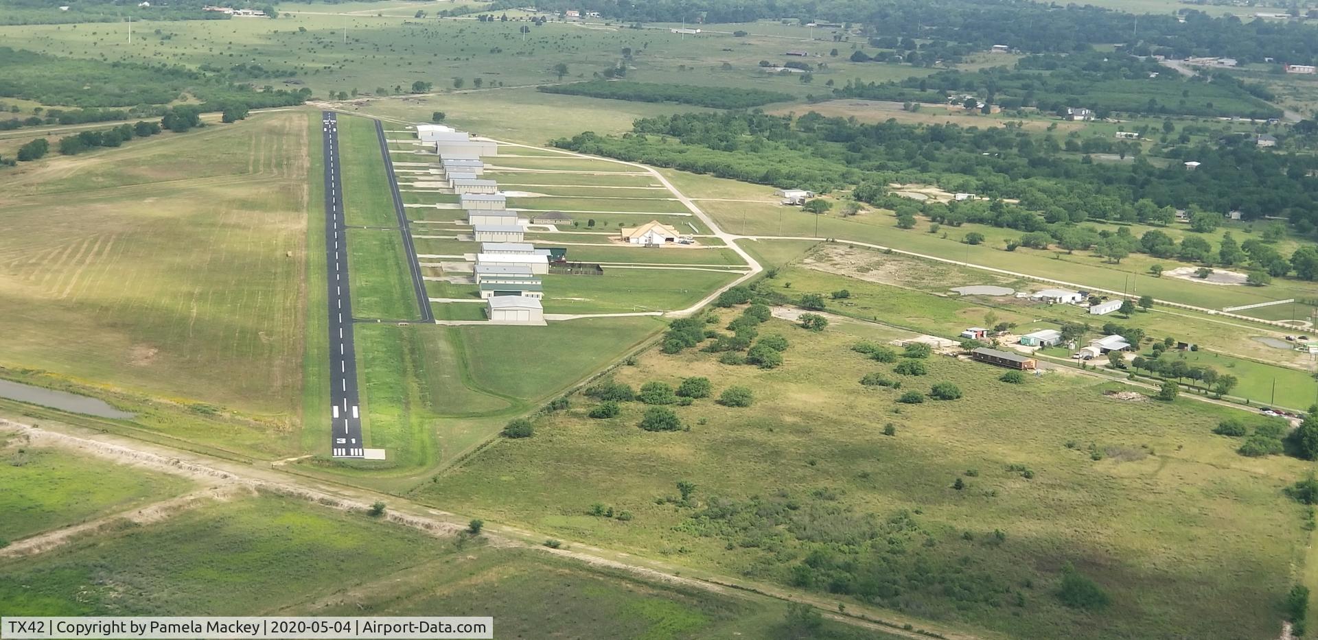 Fair Weather Field Airport (TX42) - Picture of runway 13-31