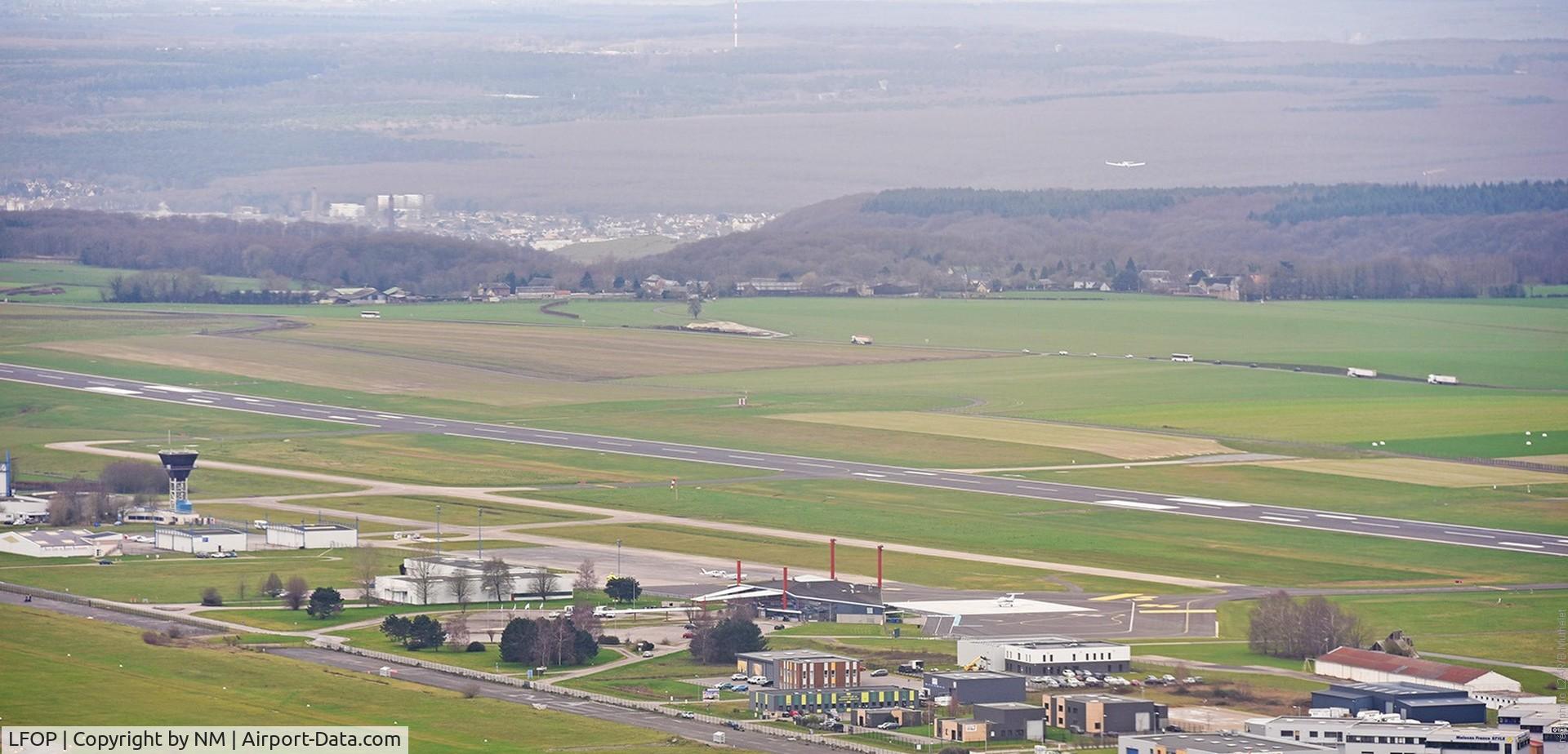 Rouen Vallée de Seine Airport, Rouen France (LFOP) - Rouen Vallée de Seine airport overview