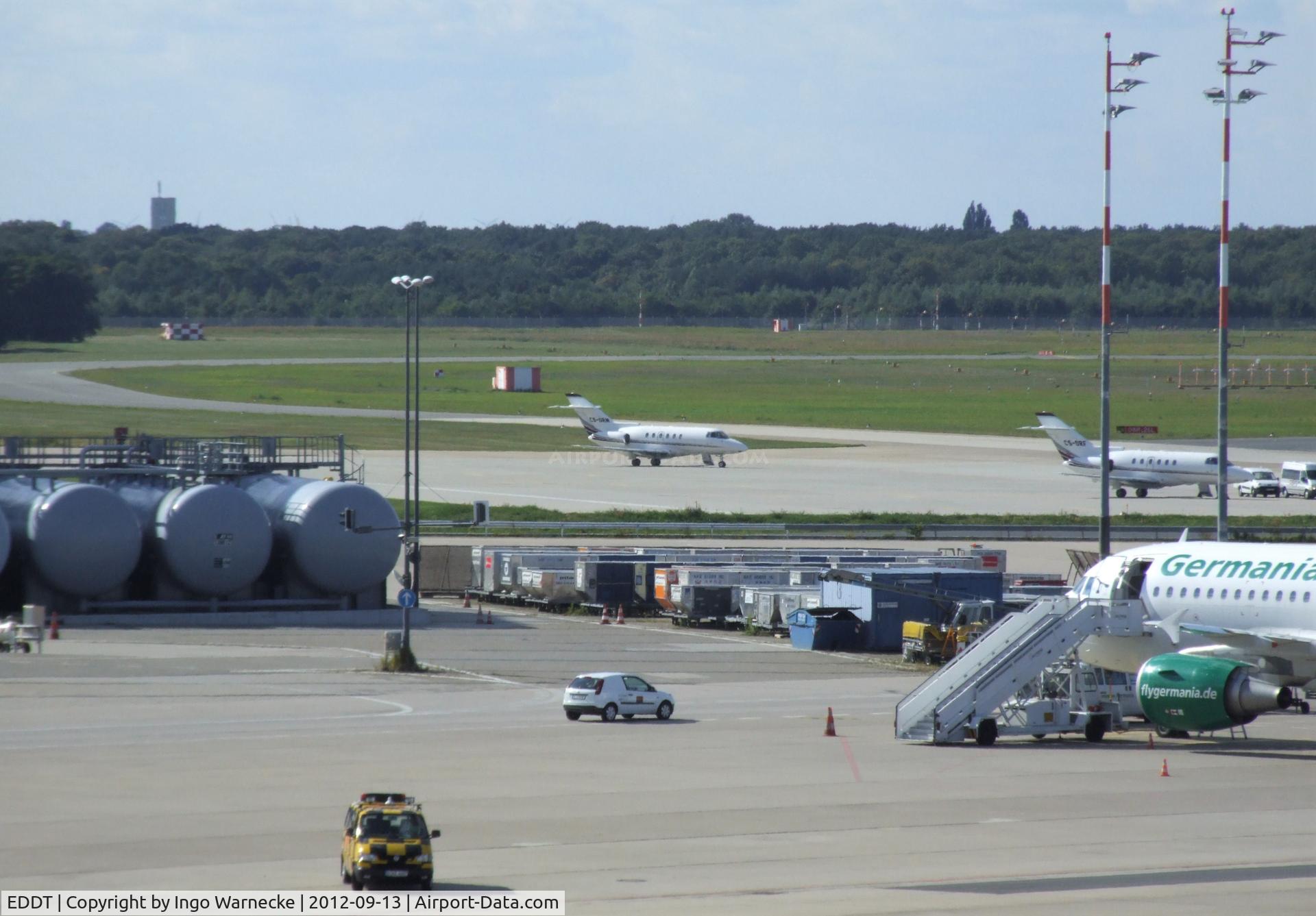 Tegel International Airport (closing in 2011), Berlin Germany (EDDT) - Berlin-Tegel apron