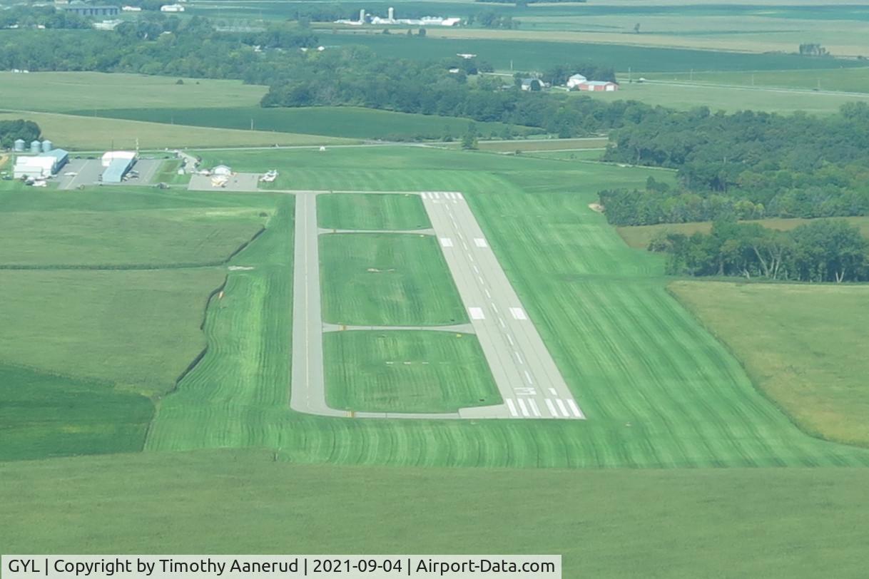 Glencoe Municipal Airport (GYL) - Glencoe Muni airport, Glencoe MN USA, short final 31