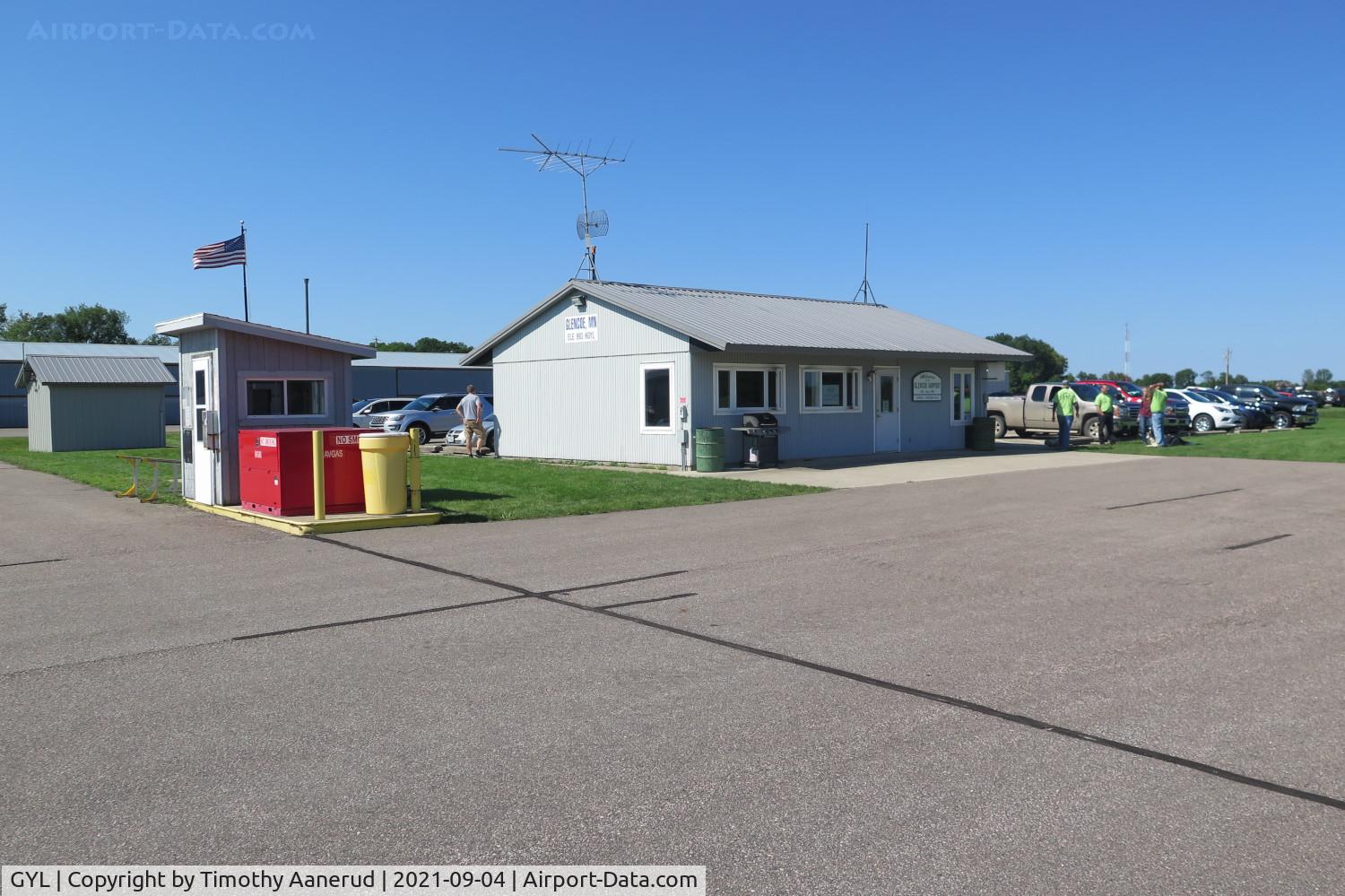 Glencoe Municipal Airport (GYL) - Glencoe Muni airport, Glencoe MN USA, Arrivals and Departures building