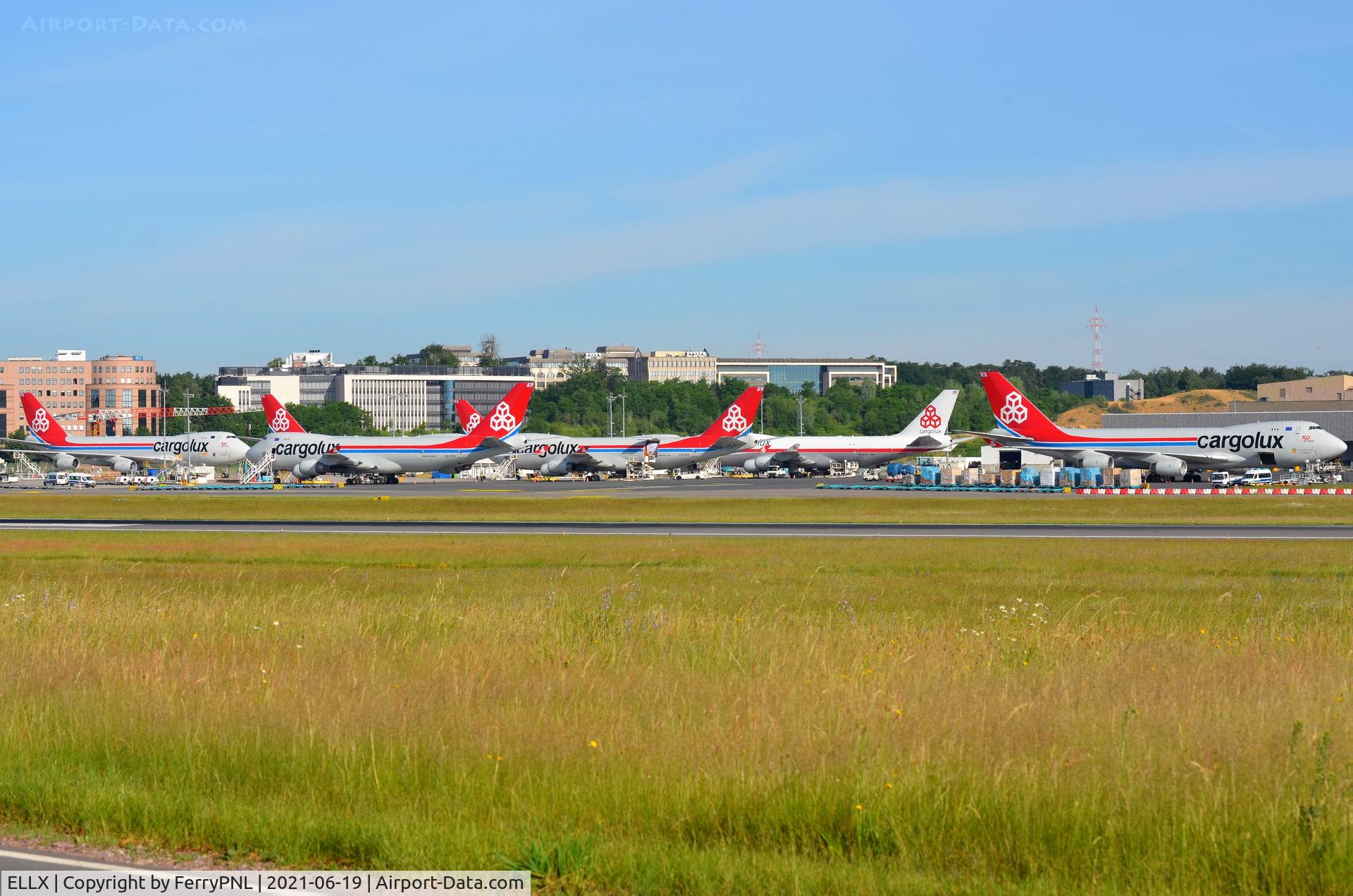 Luxembourg International Airport, Luxembourg Luxembourg (ELLX) - Cargolux B744F on the LUX cargo ramp