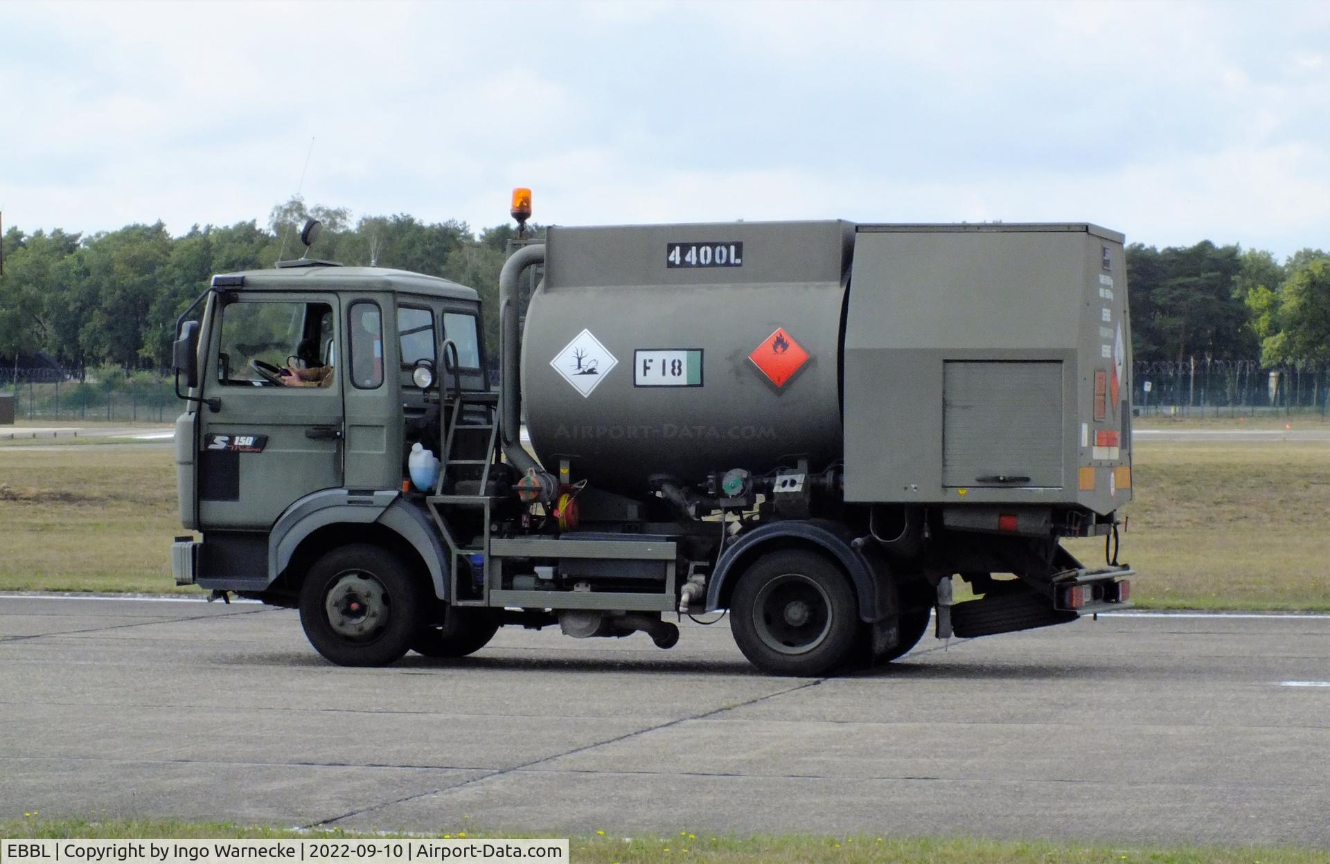 Kleine Brogel Air Base Airport, Kleine Brogel Belgium (EBBL) - Belgian Air Force light airfield fuel truck at the 2022 Sanicole Spottersday at Kleine Brogel air base #v
