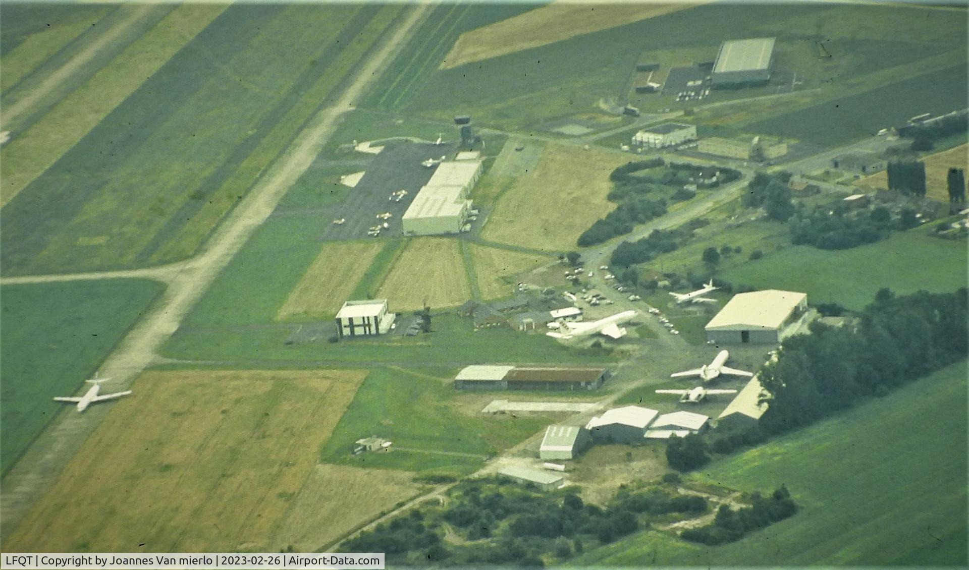 Merville Calonne Airport, Merville / Hazebrouck France (LFQT) - Approaching