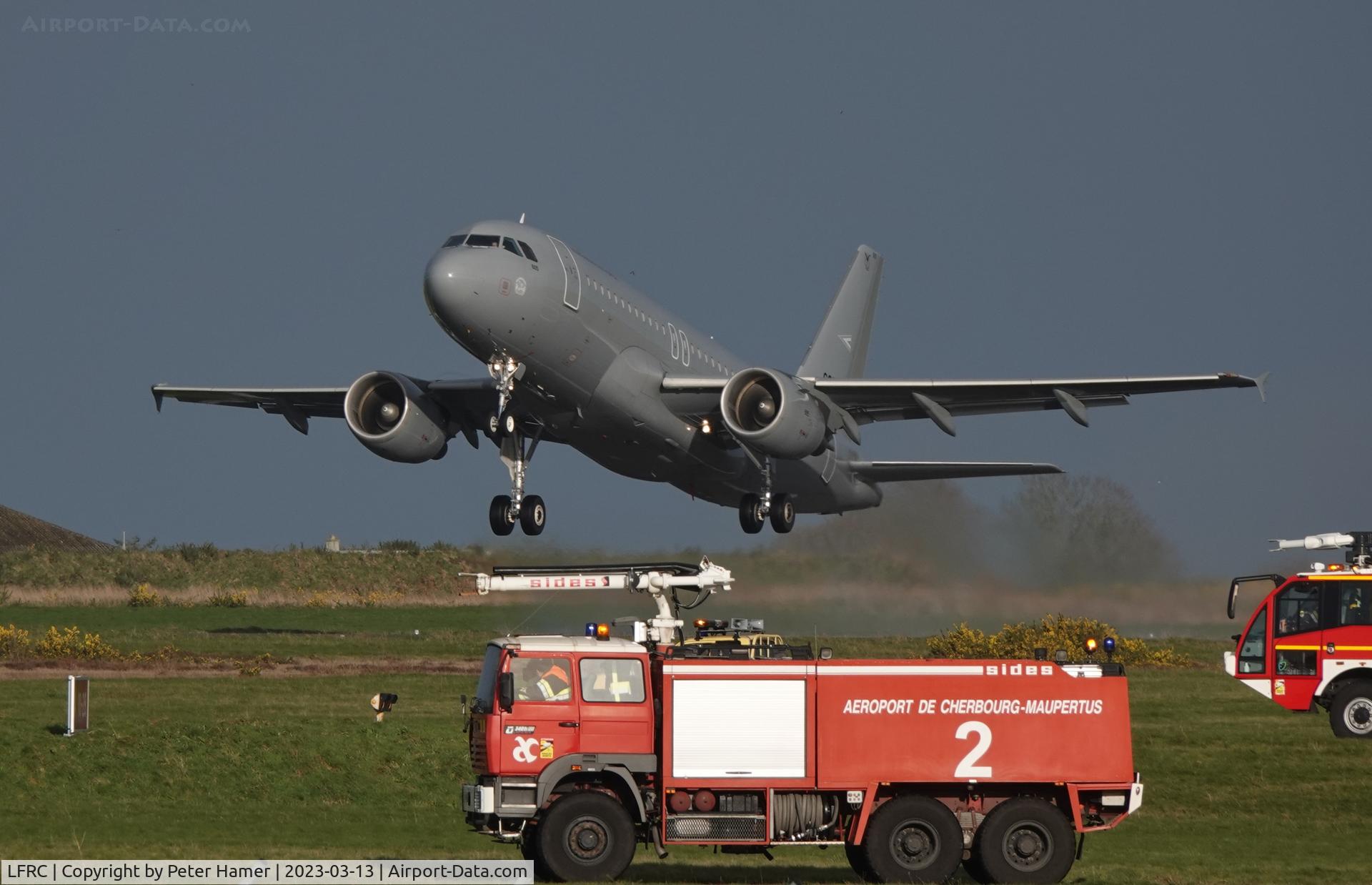 Cherbourg Maupertus Airport, Cherbourg France (LFRC) - 605