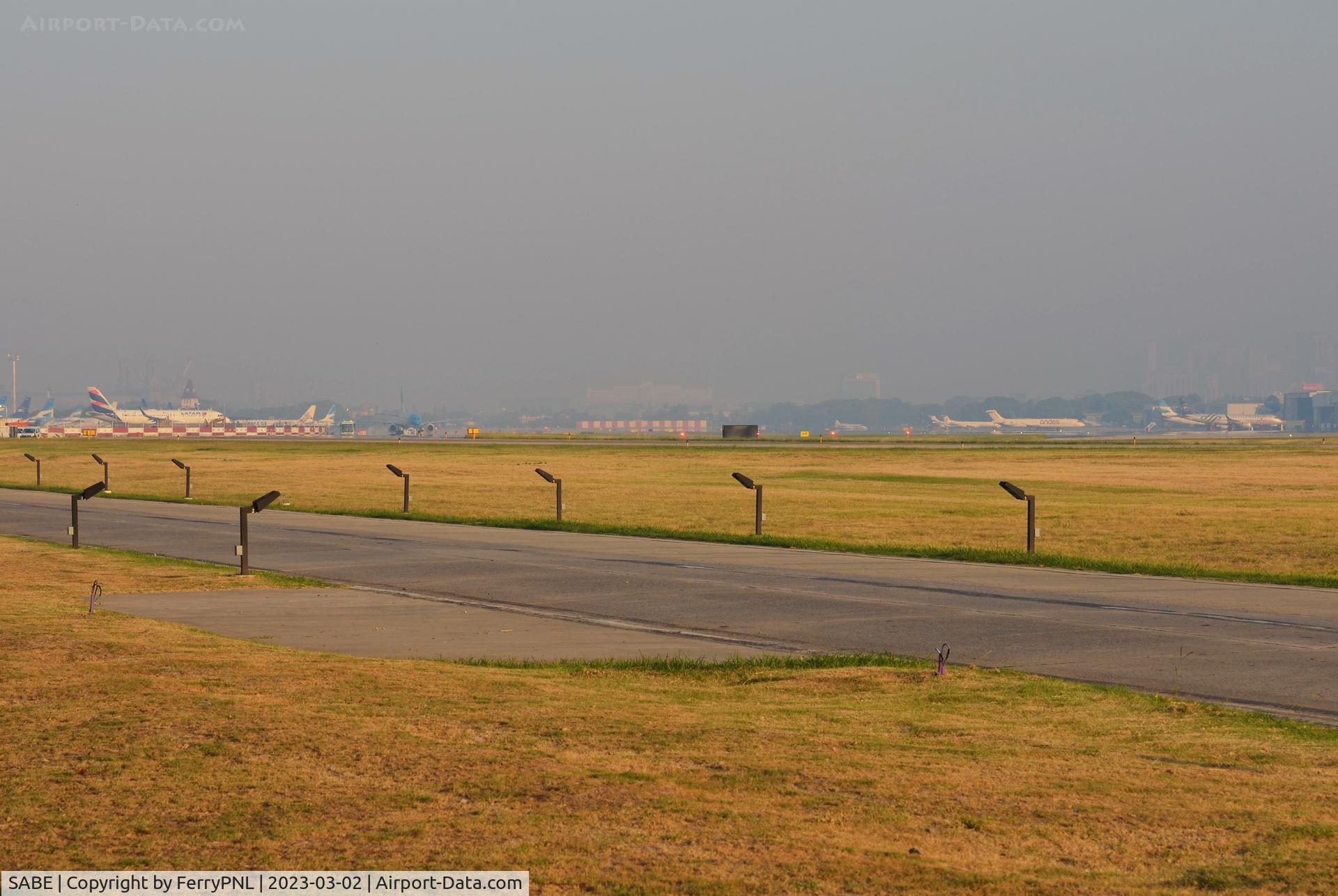 Jorge Newbery Airport, Buenos Aires Argentina (SABE) - View over AEP from the northern spotting location