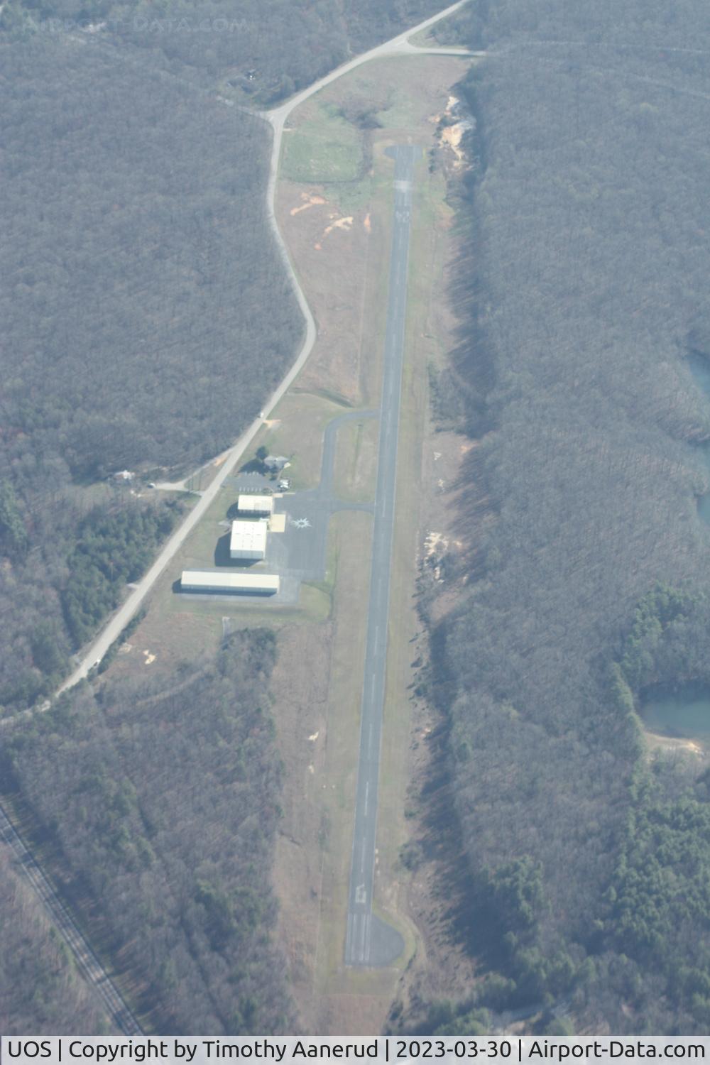 Franklin County Airport (UOS) - Franklin County airport, Sewanee TN USA