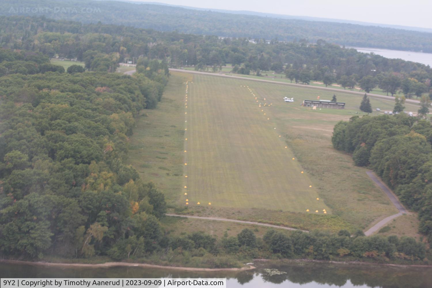 East Gull Lake Airport (9Y2) - East Gull Lake